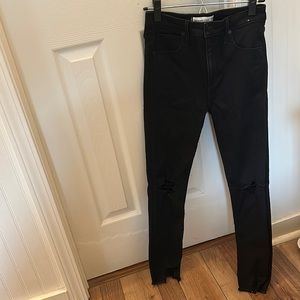 Abercrombie & Fitch High Rise Super Skinny Ankle Jean in Black